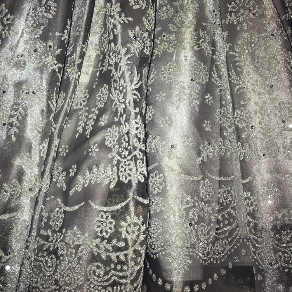 Gray shimmer beaded dress - Picture 4 of 5